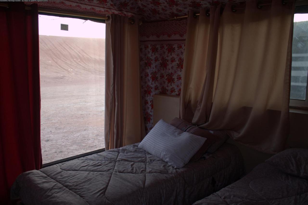 Mozoon Camp Hotel Wadi Rum Exterior photo