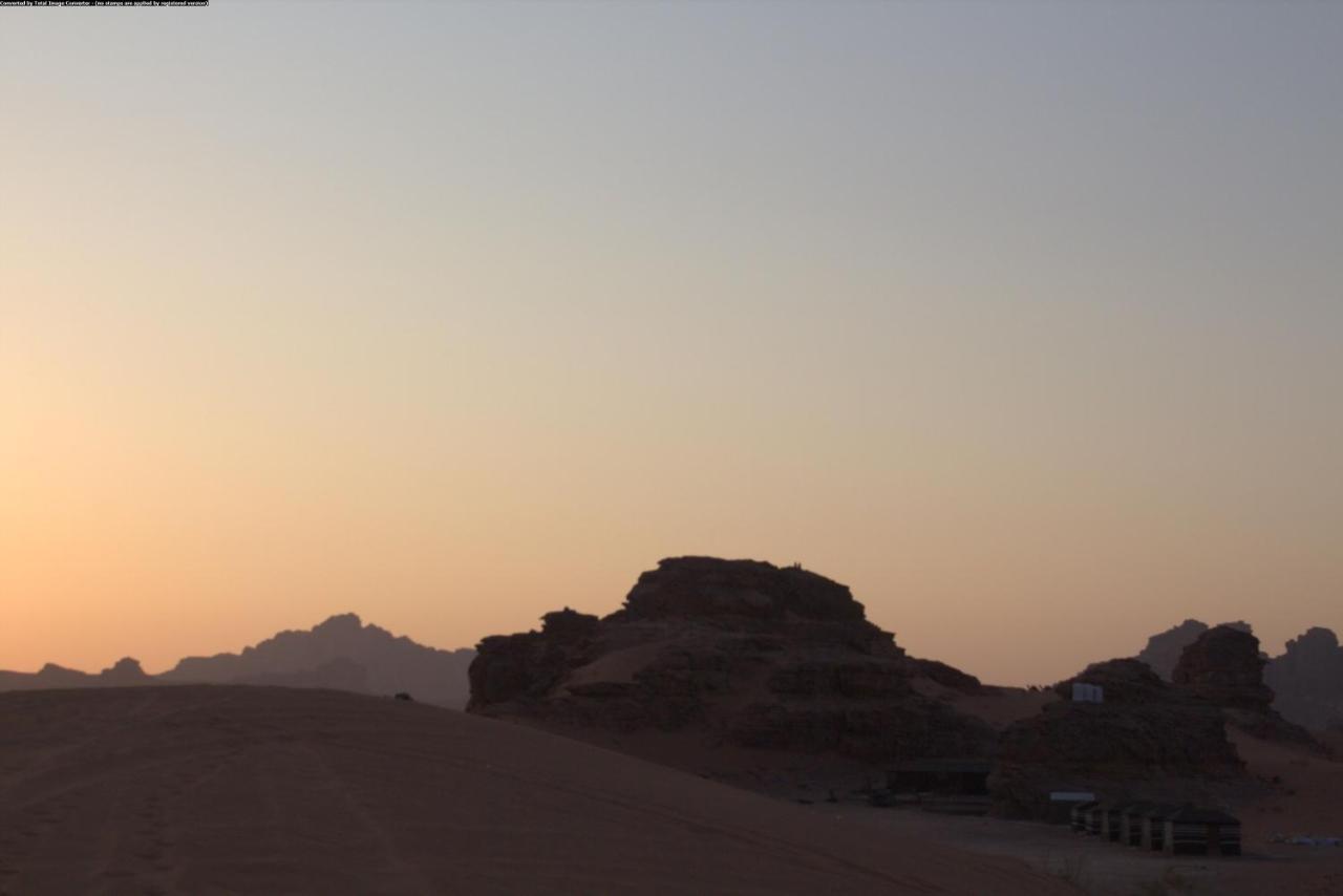 Mozoon Camp Hotel Wadi Rum Exterior photo
