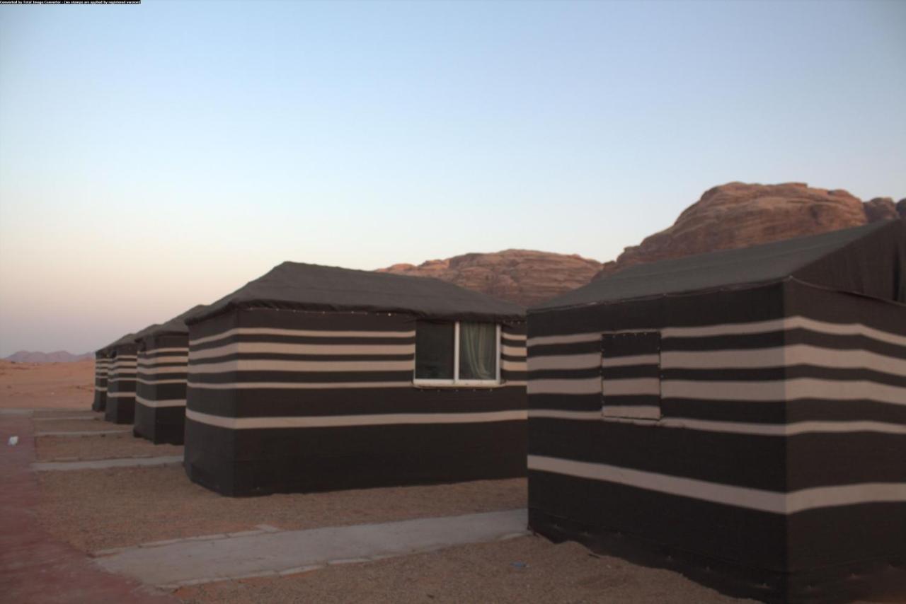 Mozoon Camp Hotel Wadi Rum Exterior photo